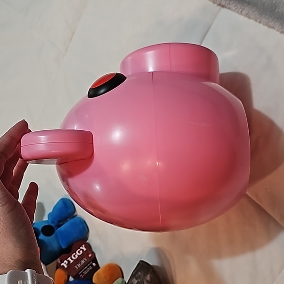 Piggy collectable Plush set - Picture 12 of 12
